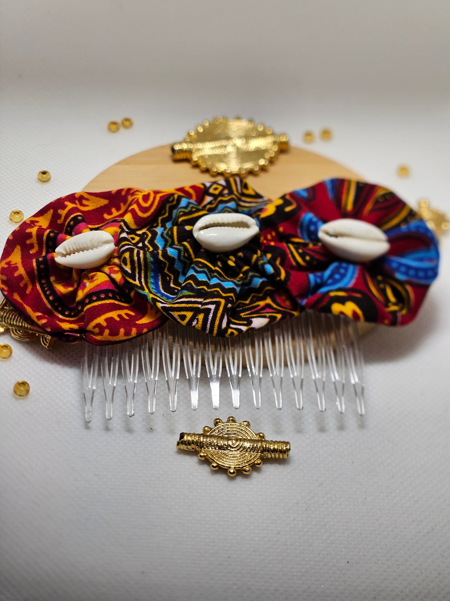 Peigne en coloré en wax